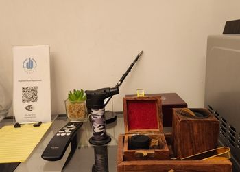 غرفة فندقية بدخول ذكي