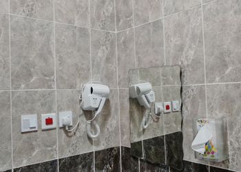 استديو بسرير ماستر وجلسة جانبية 