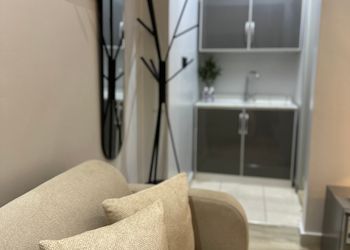 استديو هادئ بسرير ماستر