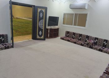 شاليه بمسبح وجلسه خارجيه