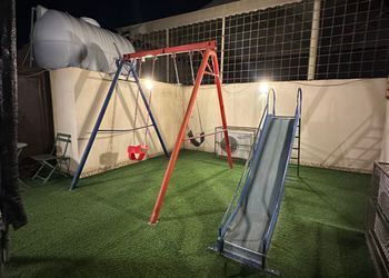 شاليه بمجلس وألعاب أطفال 
