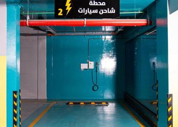 استديو بسرير ماستر وجلسة جانبية 