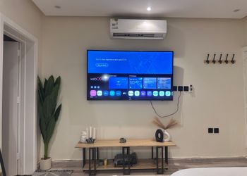 استديو بسرير ماستر