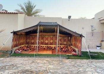 استراحة بمسطح اخضر