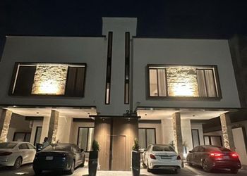 استديو بتصميم مودرن ودخول ذاتي 