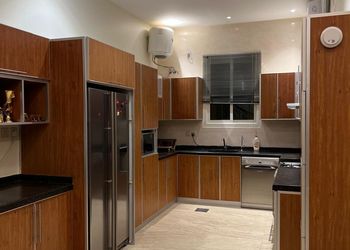 استراحة بمسطح اخضر ومسبح