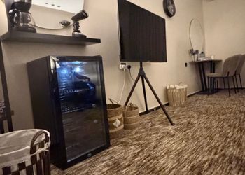 Studio With Master Bed
