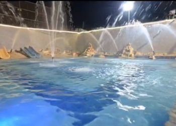 استراحة بجلسة خارجية ومسطح اخضر