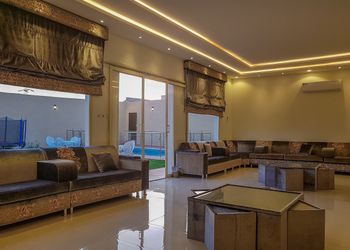 شاليه بمسطح اخضر