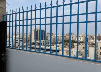 استديو هادئ بدخول ذاتي 