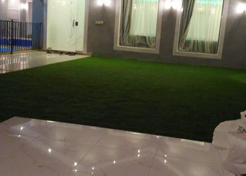 شاليه قسمين بمسبحين وألعاب مائية