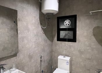 استديو بأثاث مريح وبسيط 