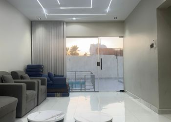 شاليه بألعاب أطفال وجلسة خارجية 
