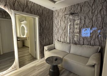 شقة بدخول ذاتي وتصميم هادئ