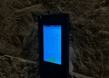 استديو بسرير ماستر وبلكونه