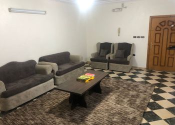 شقة بغرفتين نوم وصالة