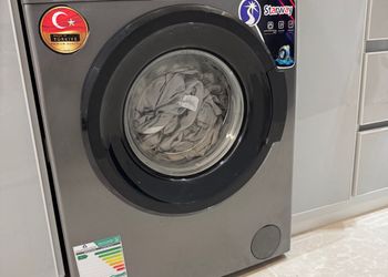 شقة بجاكوزي وبانيو ومدخل سيارة