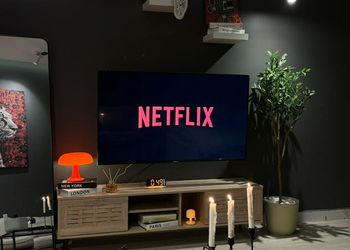 استديو بسرير ماستر