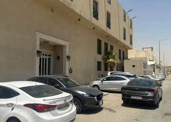 شقة بدخول ذاتي وغرفة نوم 