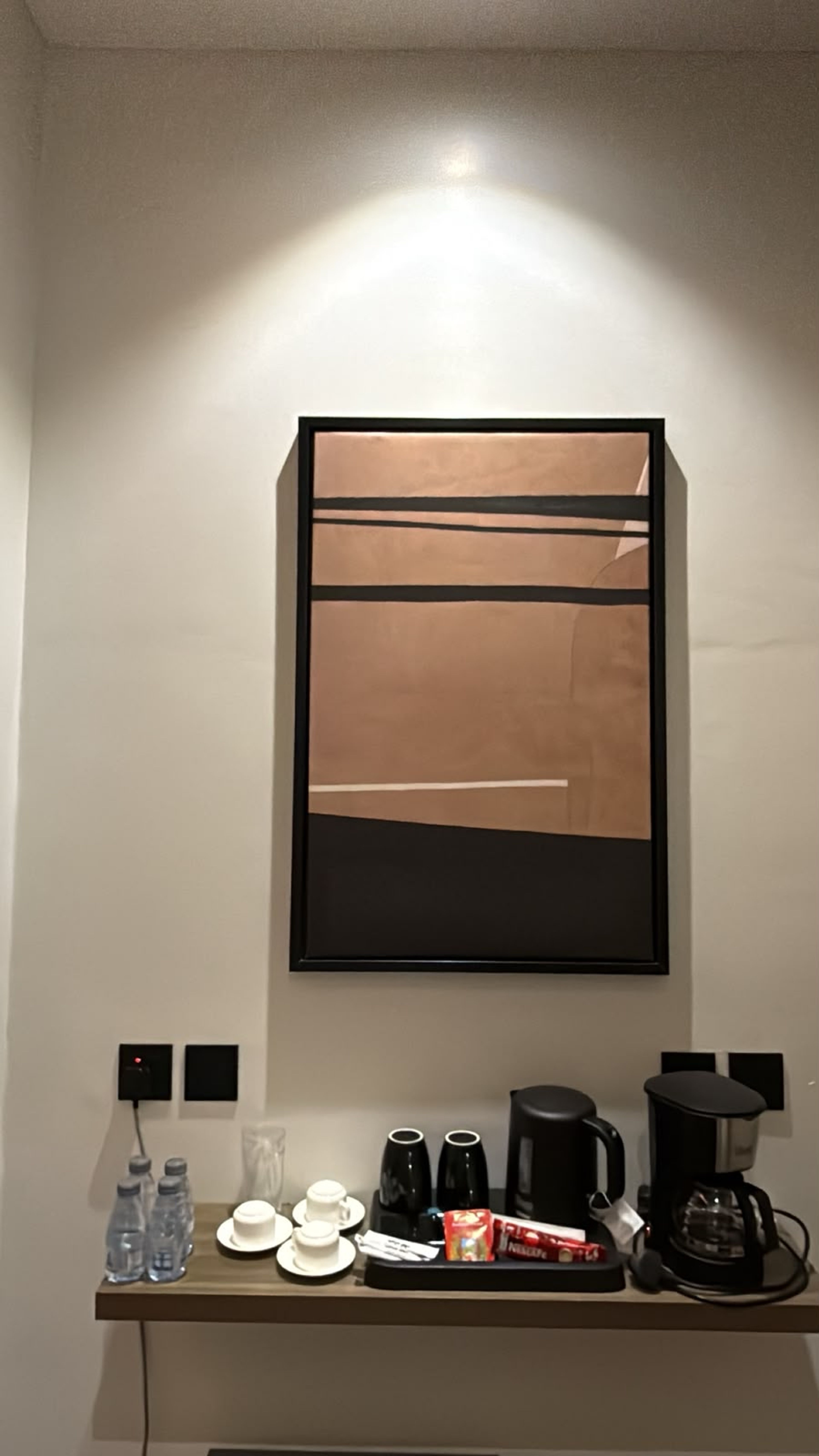 https://img.gathern.co/1024x0/1/02bF9FlOG-YMKtTAo5lOkxpcW9D2ox_N.jpeg