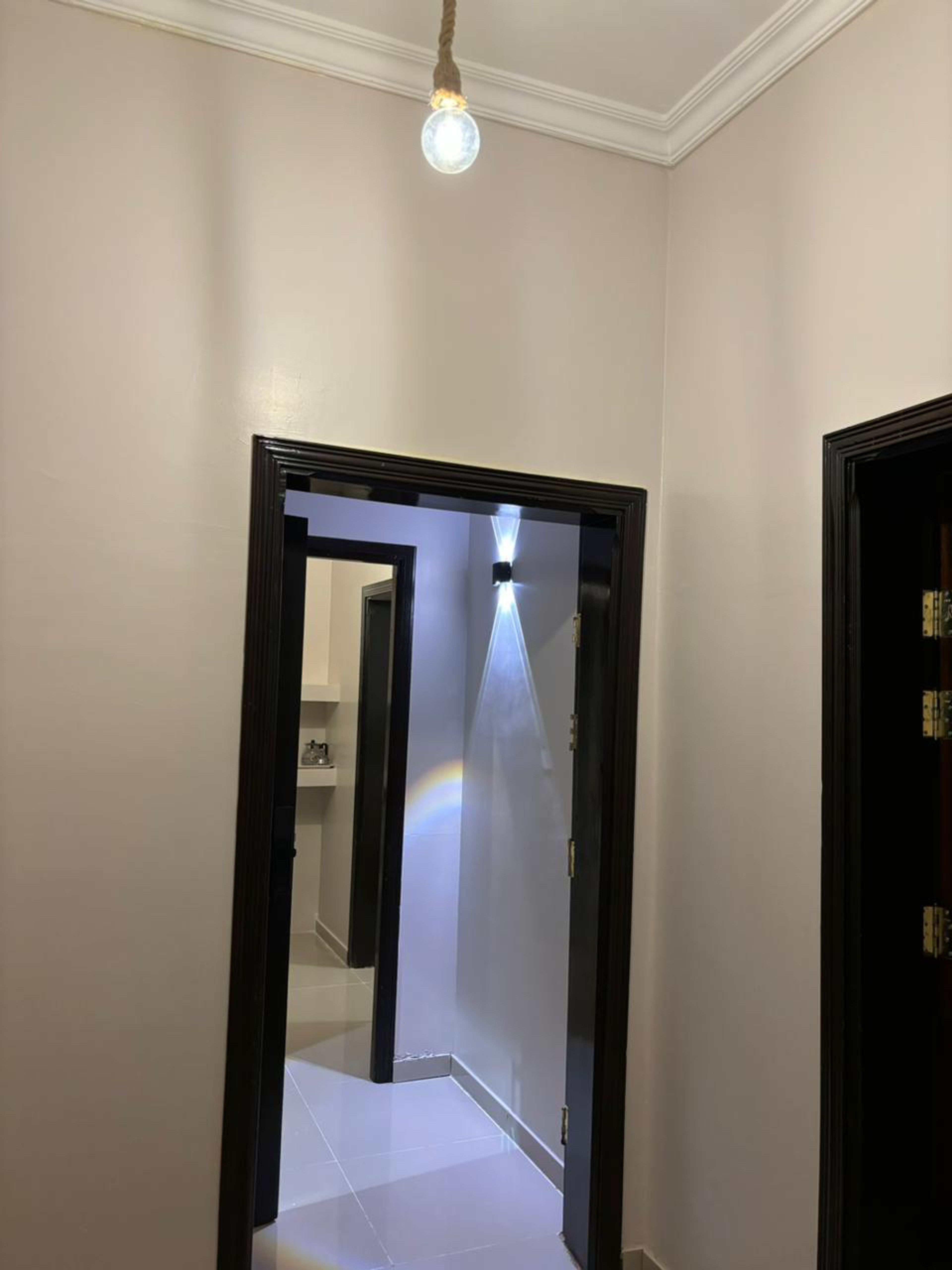 https://img.gathern.co/1400x0/1/08eb86L6WNUyPlasD93y34AHrIi2CgrK.jpg