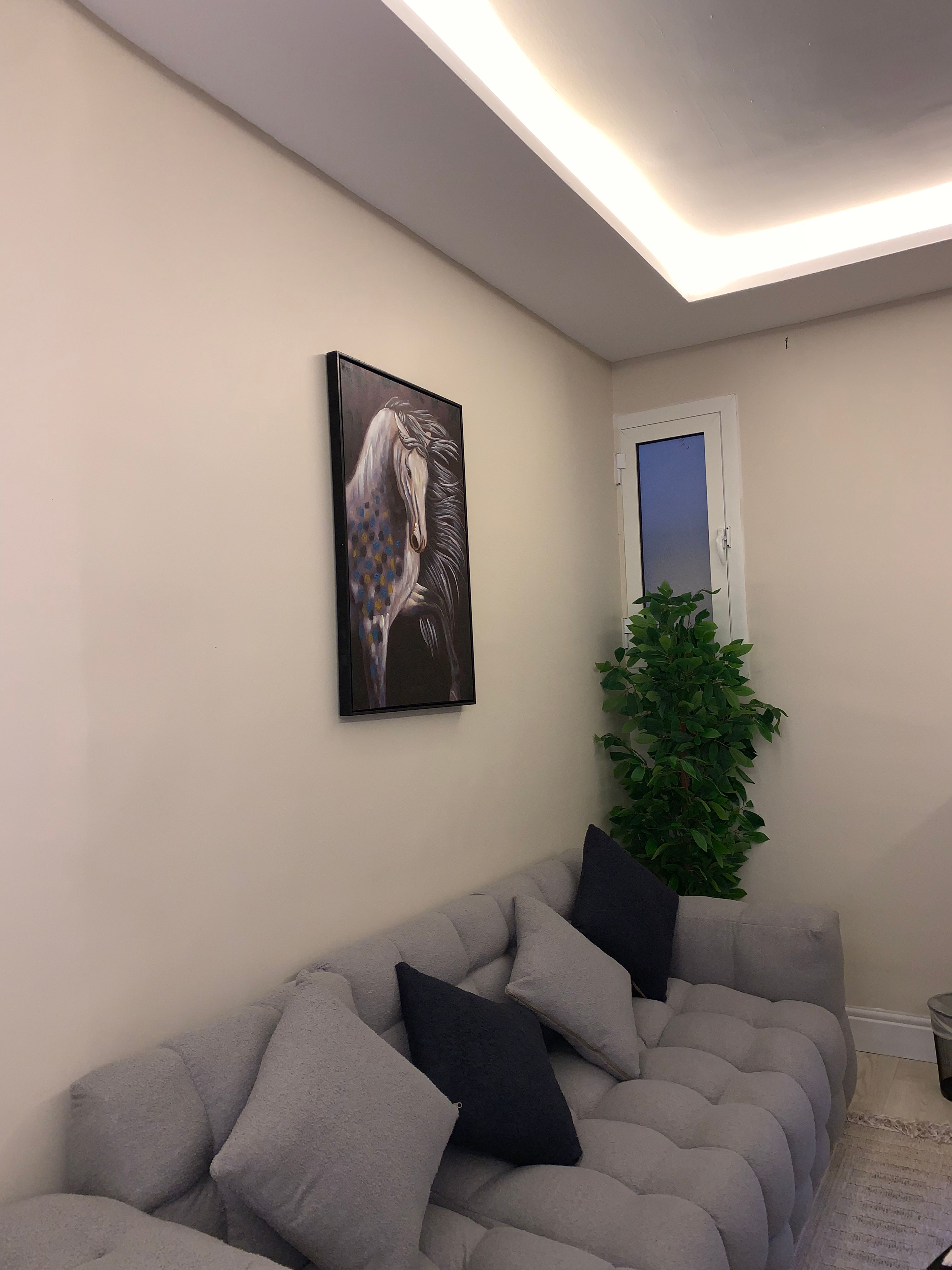 https://img.gathern.co/1400x0/1/0Ok4z6SNKh-N17aNO3rXiKqUpGRJuiBU.jpg
