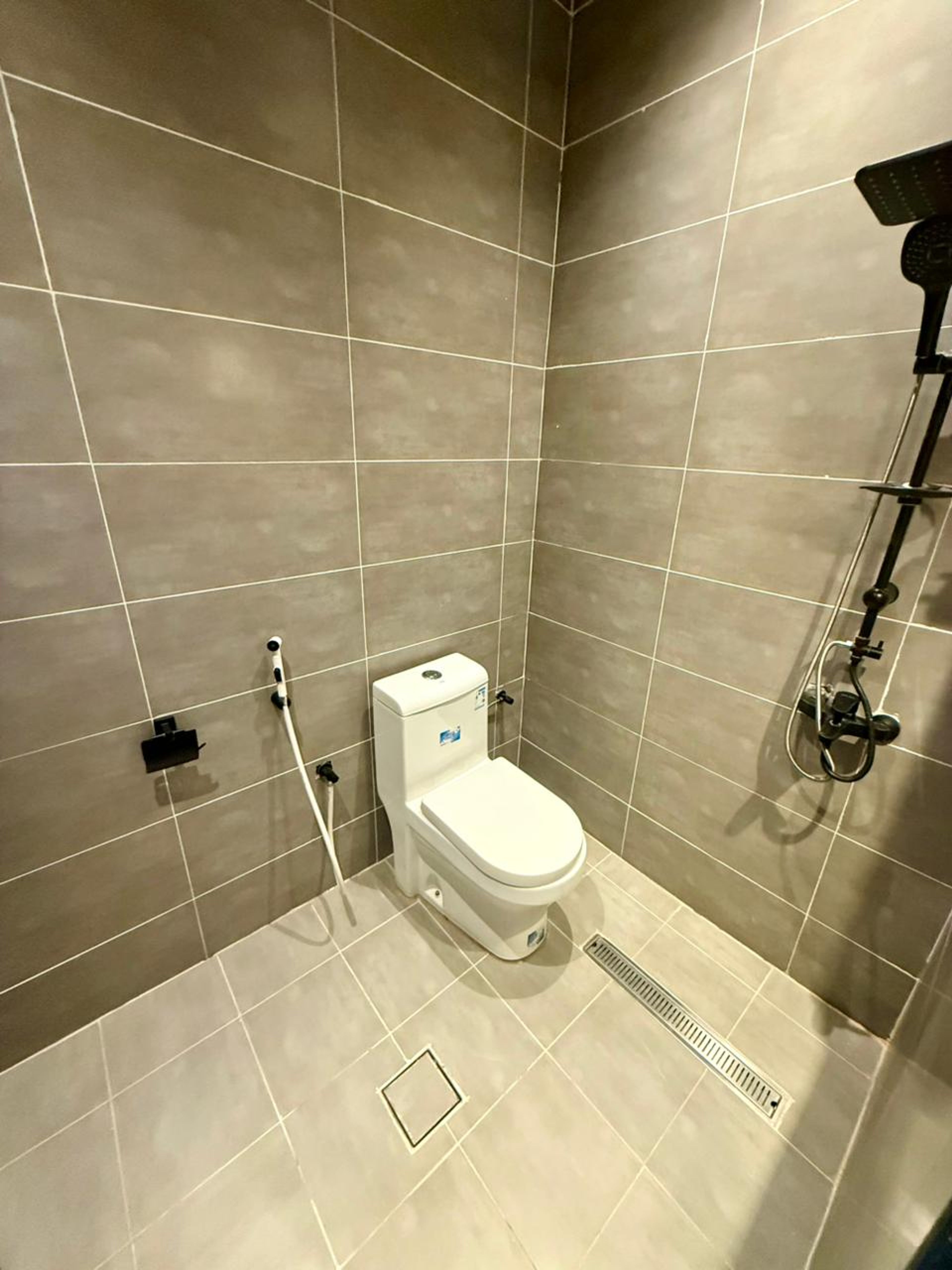 https://img.gathern.co/1400x0/1/0jRIkO7QS7VmdGiKdMBccCOTE3QOxBSk.jpeg