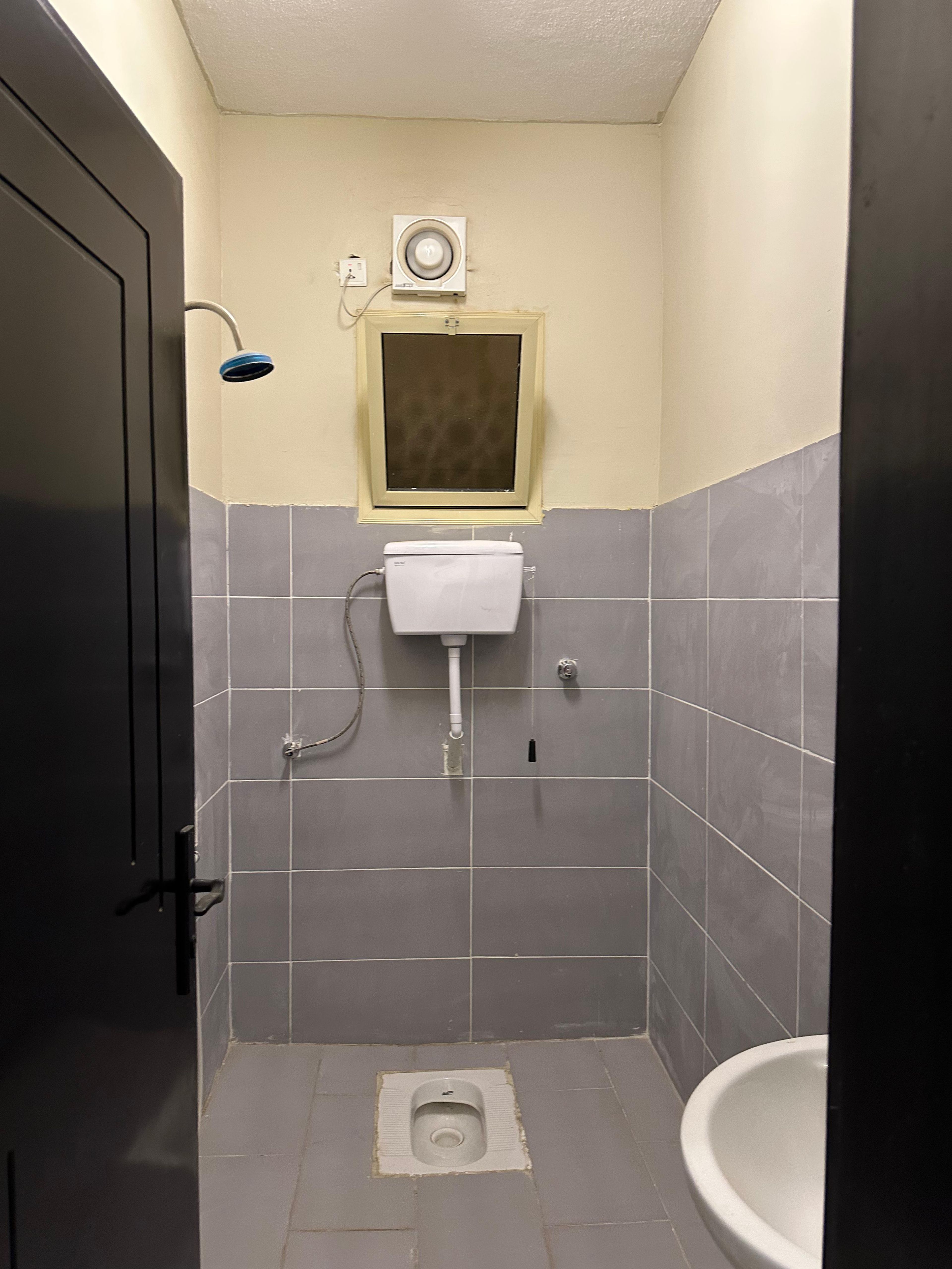 https://img.gathern.co/1400x0/1/0mKnmHhktYjtXusIB4aPZeTg_yPEOvax.jpg