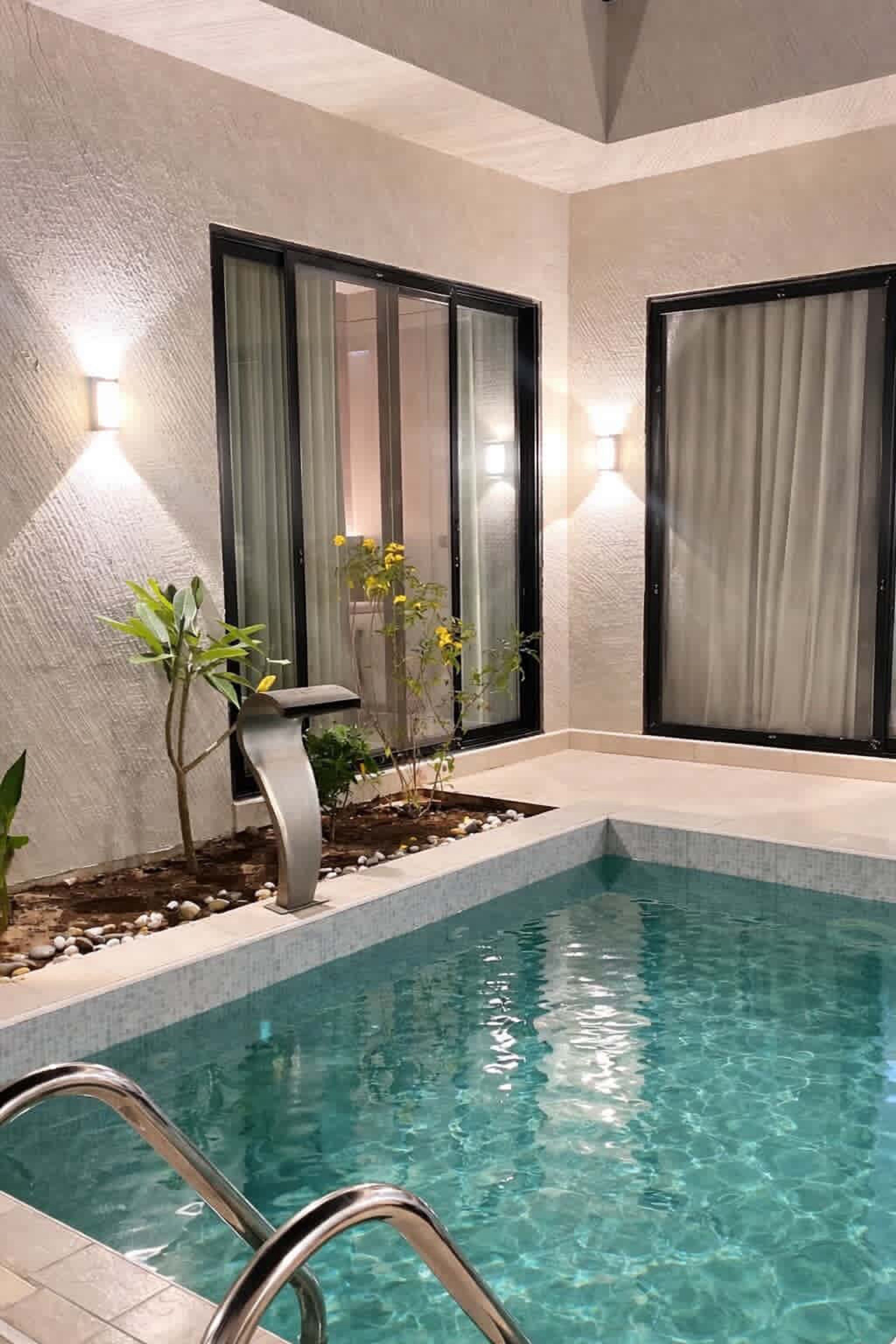 https://img.gathern.co/1400x0/1/12nTfMZTgY6R13V95vdoo5AkztdGr4Z_.jpg