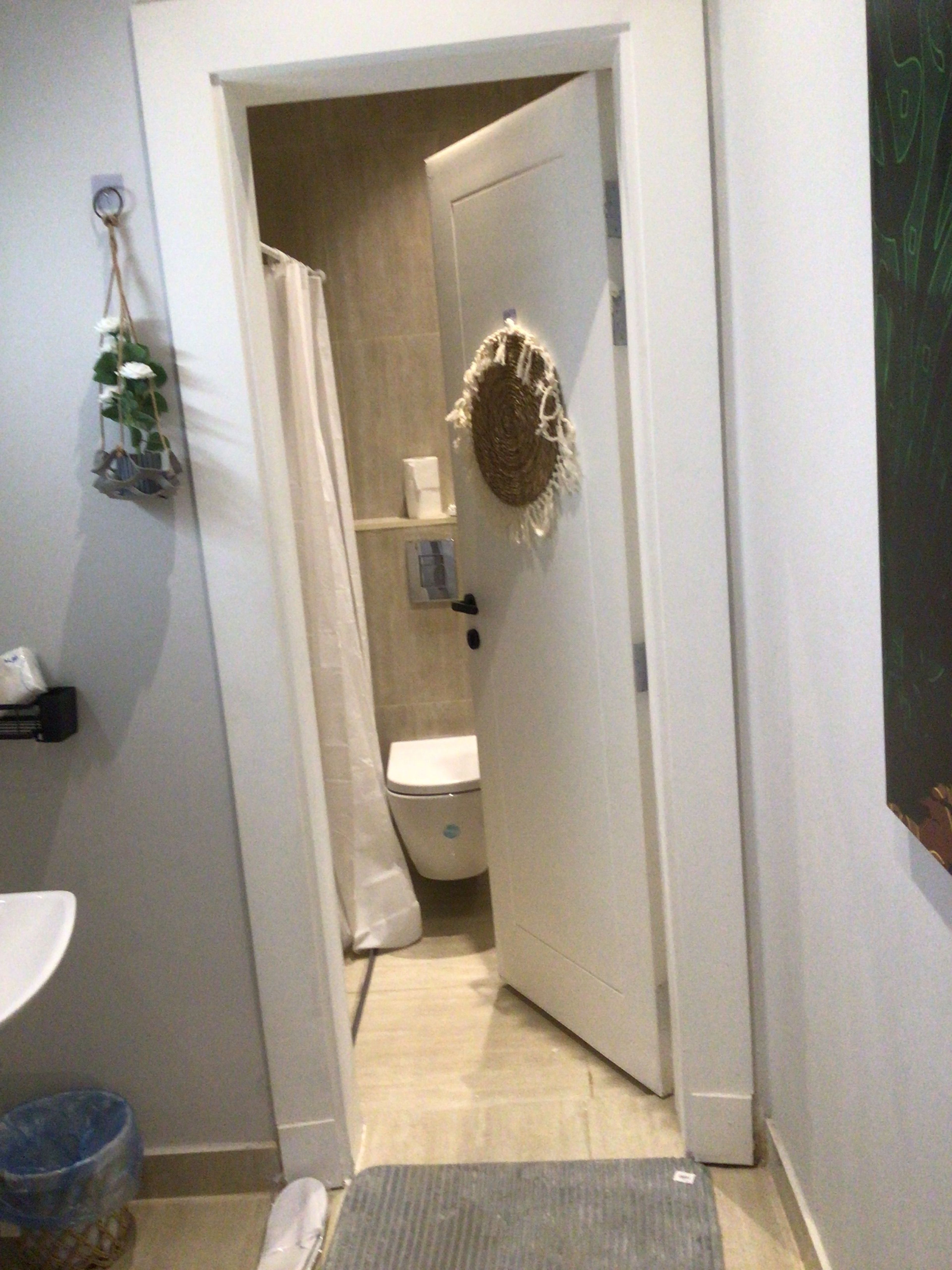 https://img.gathern.co/1400x0/1/1759046101_-xFpnHytMUM1AbbFAlvq7Bqzt1IOEP7R.jpg