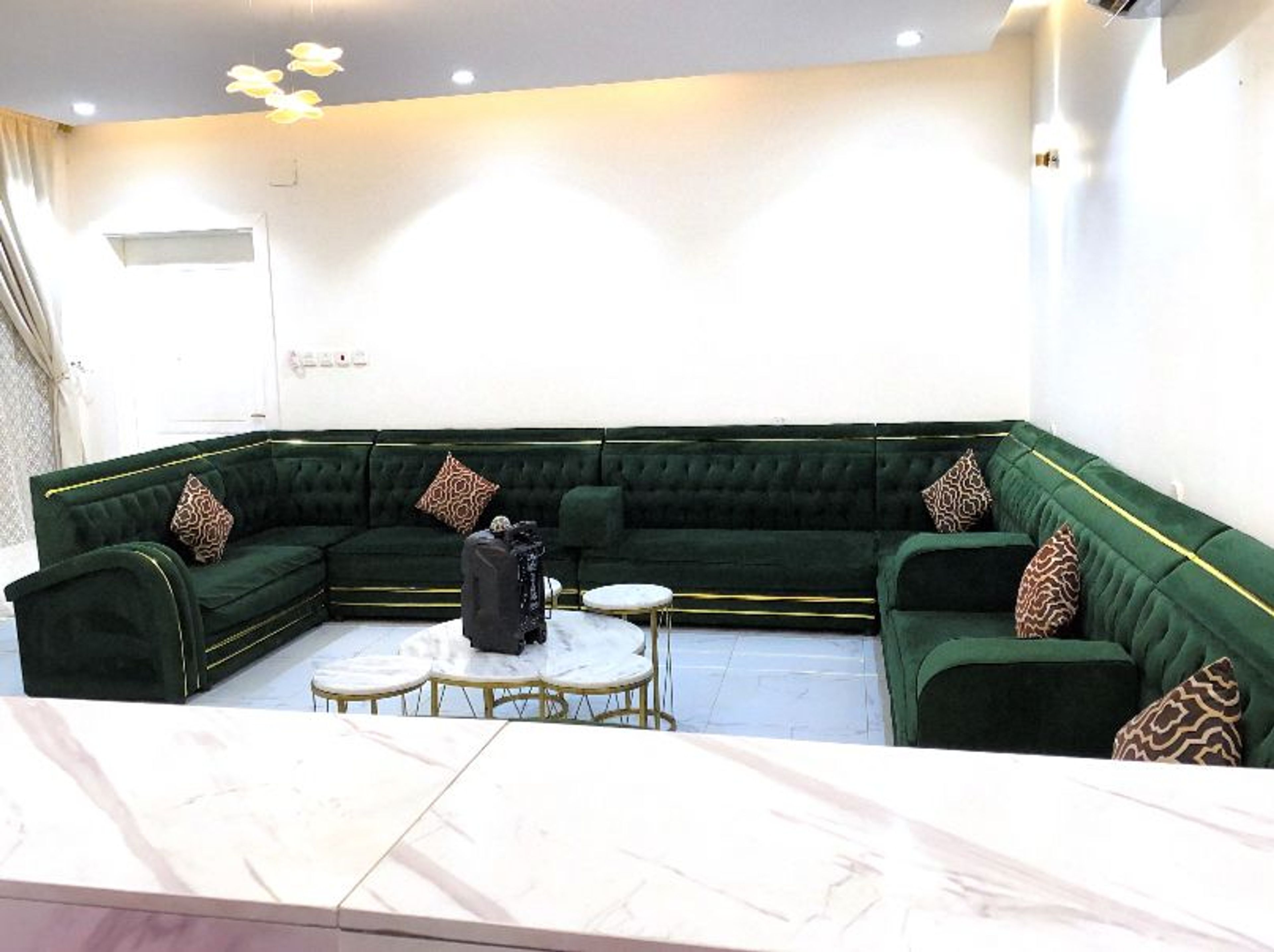 https://img.gathern.co/1024x0/1/1771832650_9w7TN5lX5vdcF3qThz3VrKLXlO-Mxe62.jpg