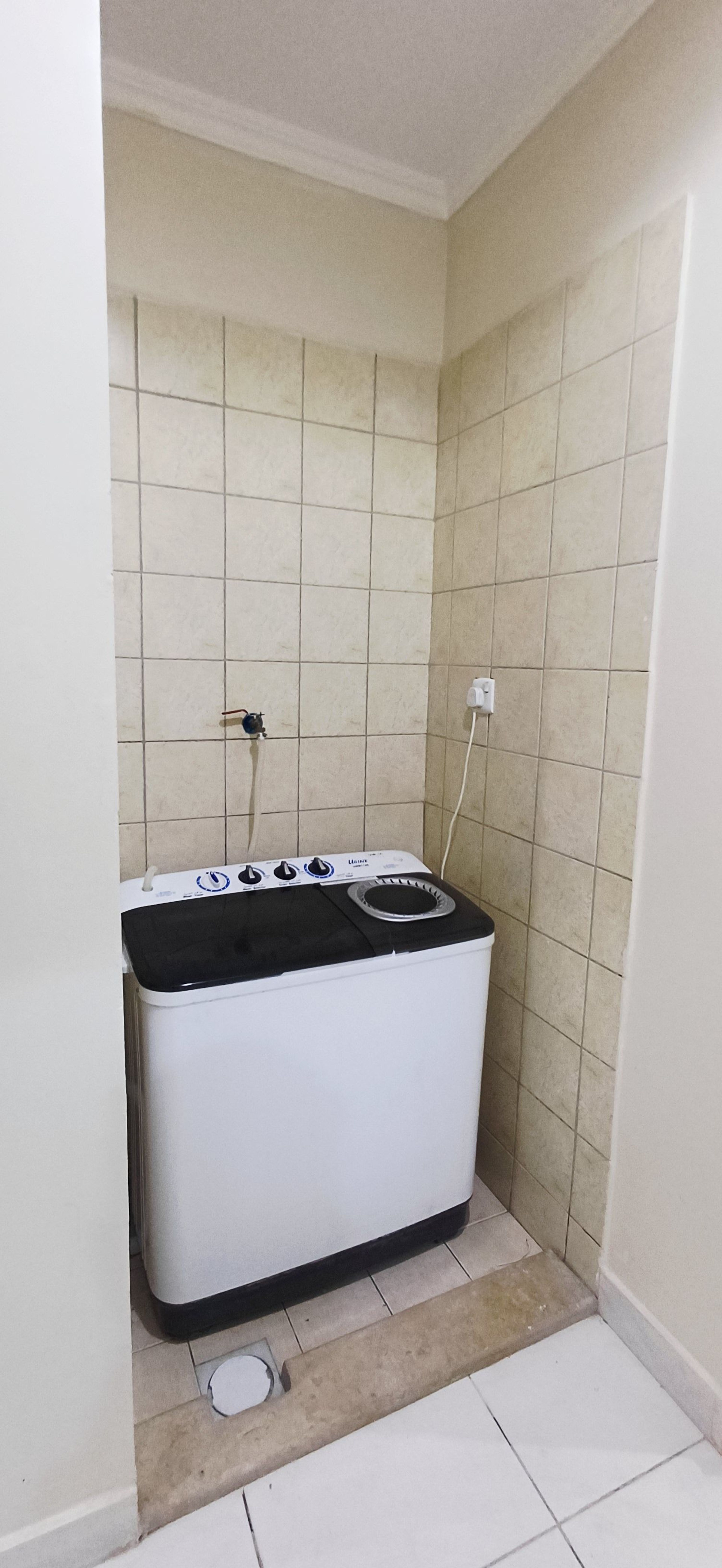 https://img.gathern.co/1400x0/1/1779697520_xqQvokSjAKRdIx1Usjp0qu7CaPje0LSr.jpg