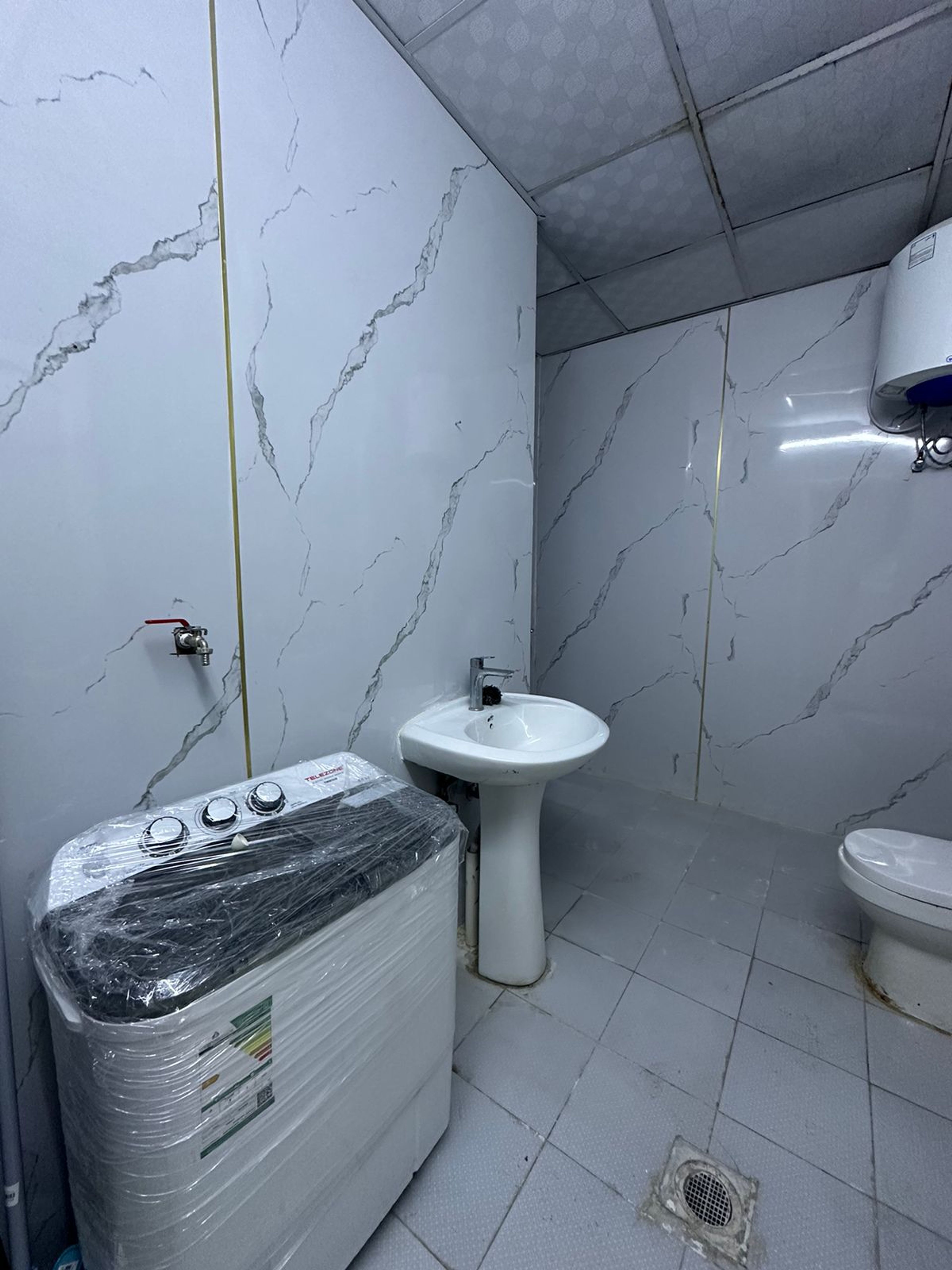 https://img.gathern.co/1400x0/1/1pb3CdjMc5KezjOVc-rr3v5Bq-NX4Co_.jpeg