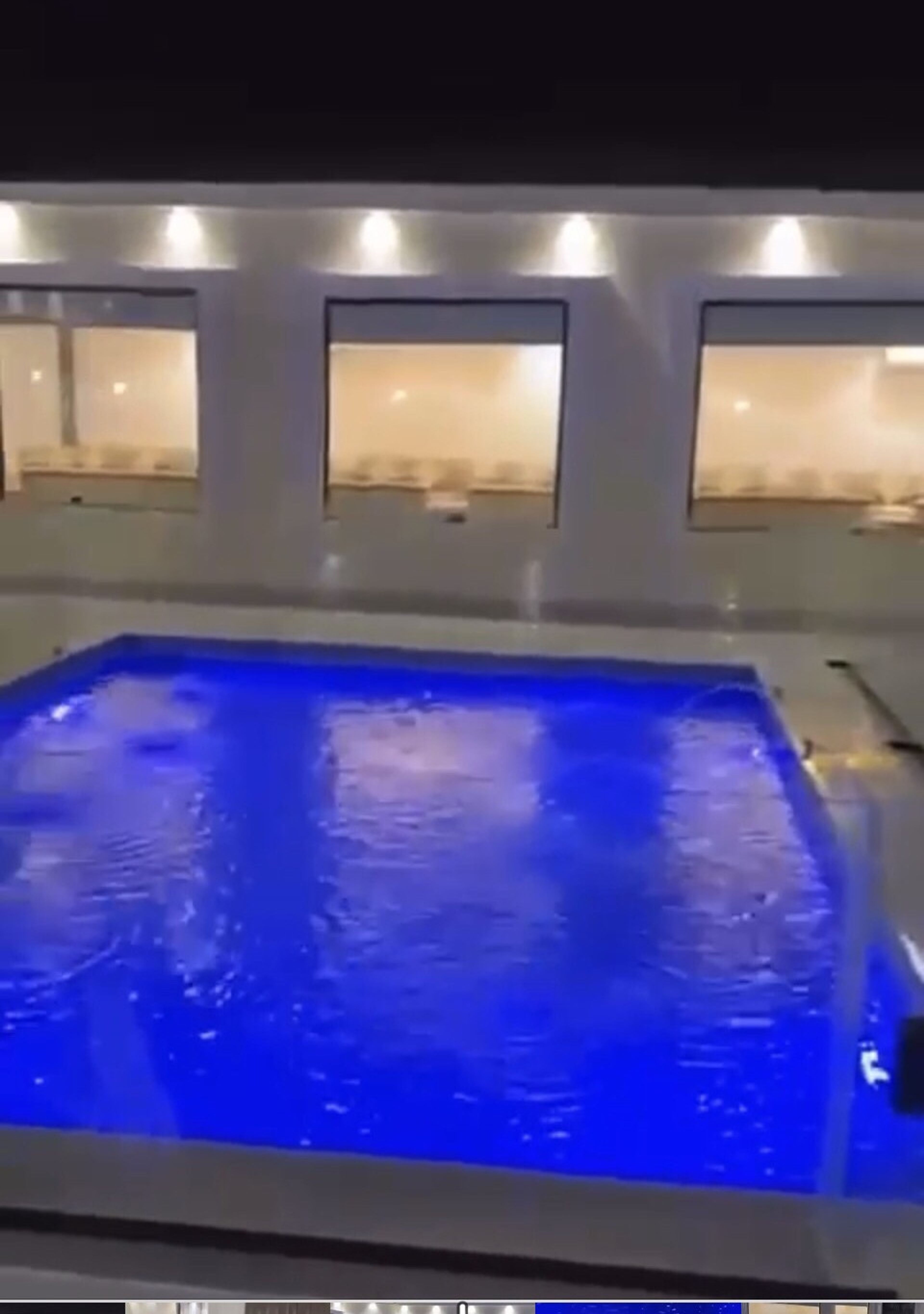 https://img.gathern.co/1400x0/1/2O1IX8zAUUPXR6kycJ51Ynt9ZNOTuiab.jpg