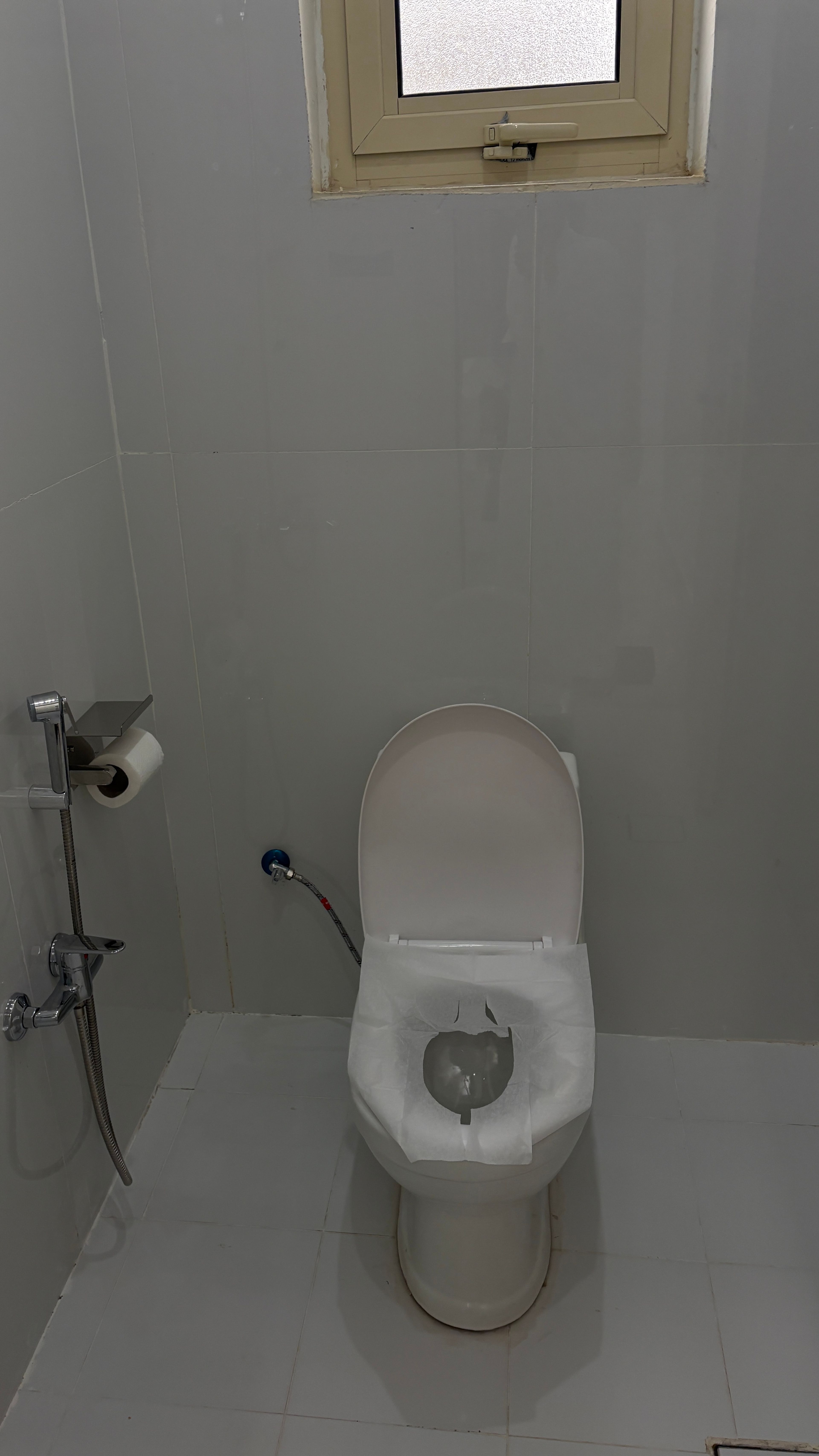 https://img.gathern.co/1400x0/1/2gkP4w7zdBLmyKvp_8xYamQFZWFV2EAI.jpeg