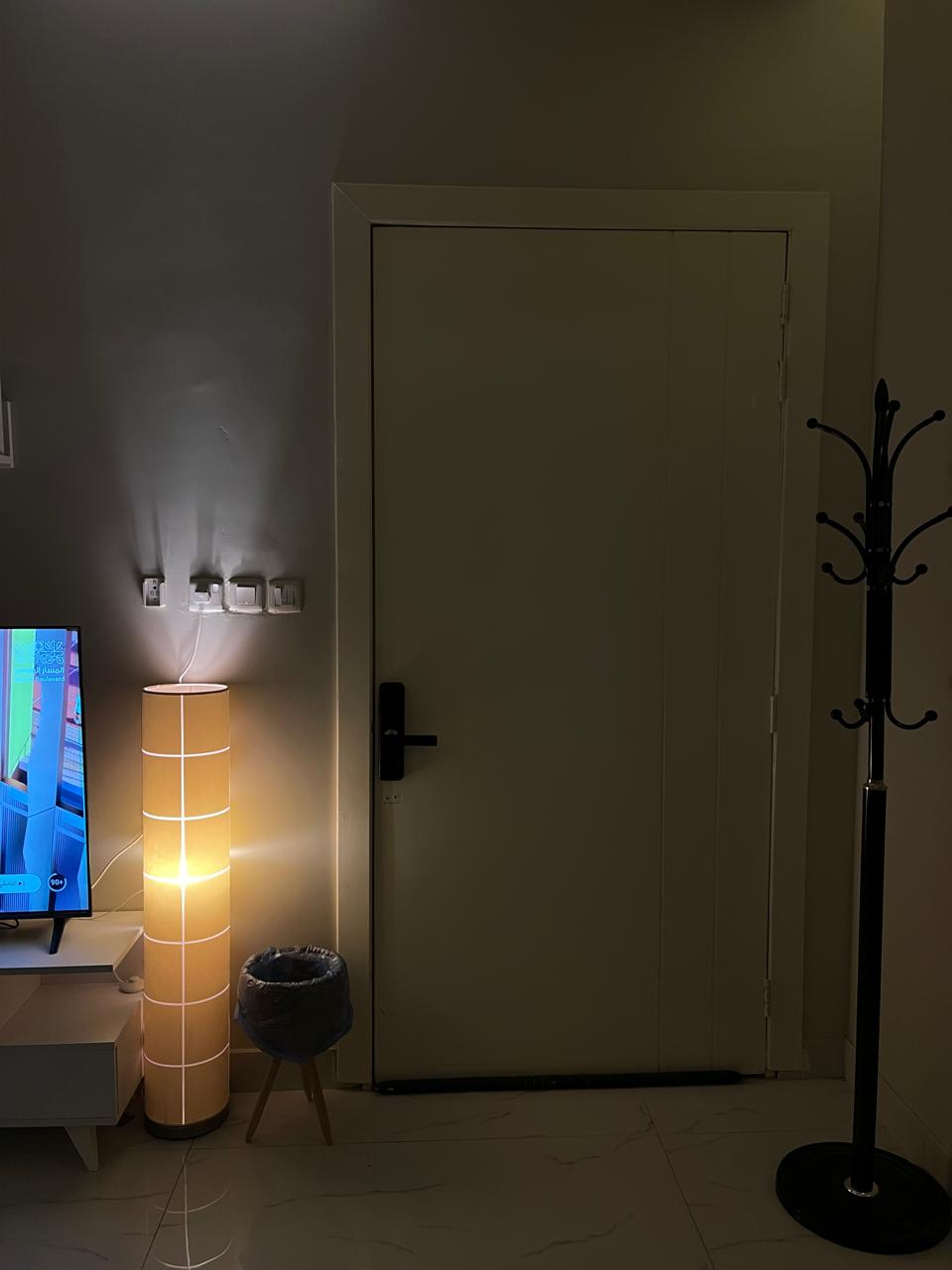 https://img.gathern.co/1400x0/1/2wKDX7pT9pwCKyvkR1um5nOye1EFH8OI.jpeg