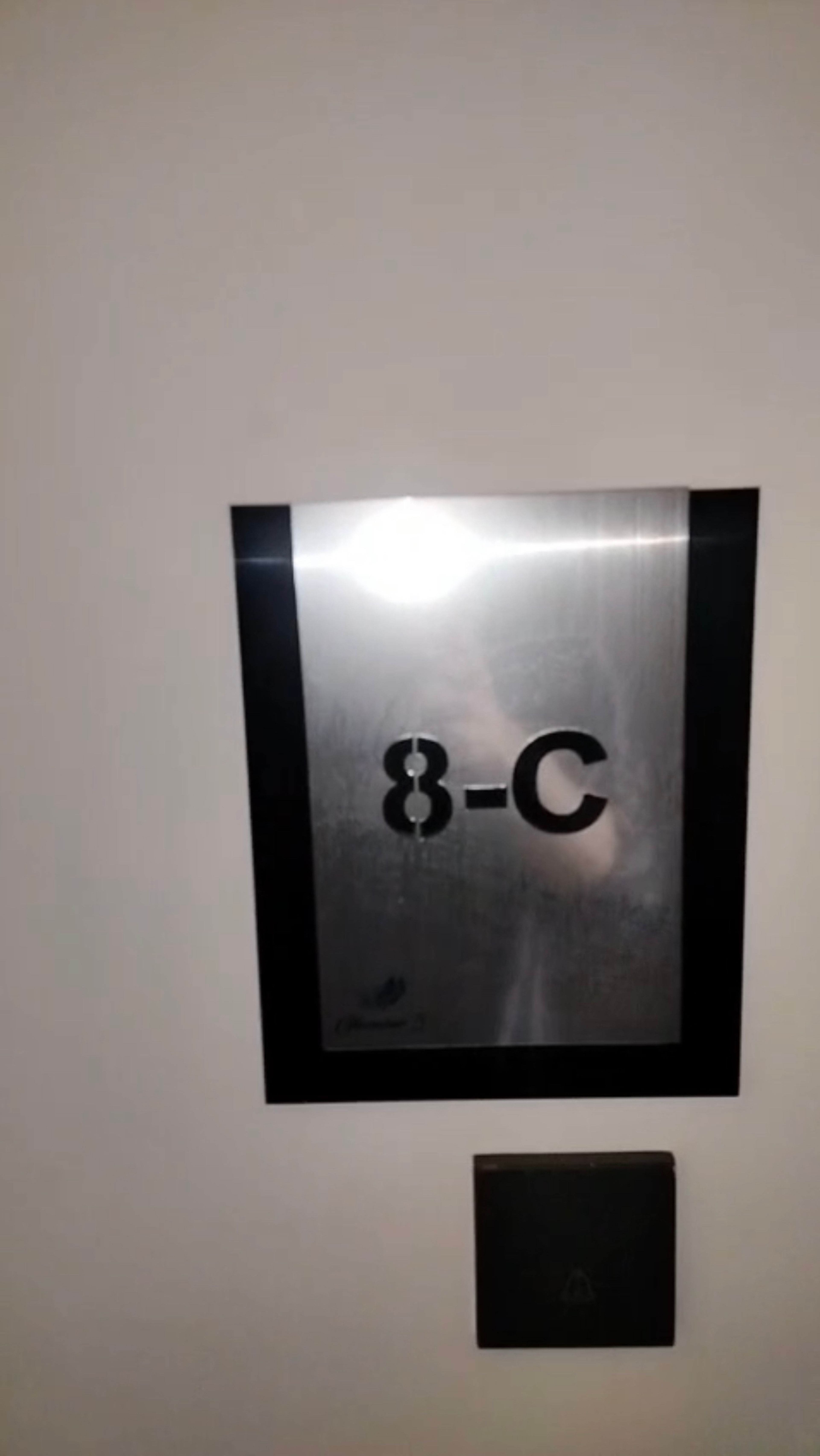 https://img.gathern.co/1400x0/1/40XgmvzGYPyugOW4q8TiIo3-iYqfRF8Y.jpg