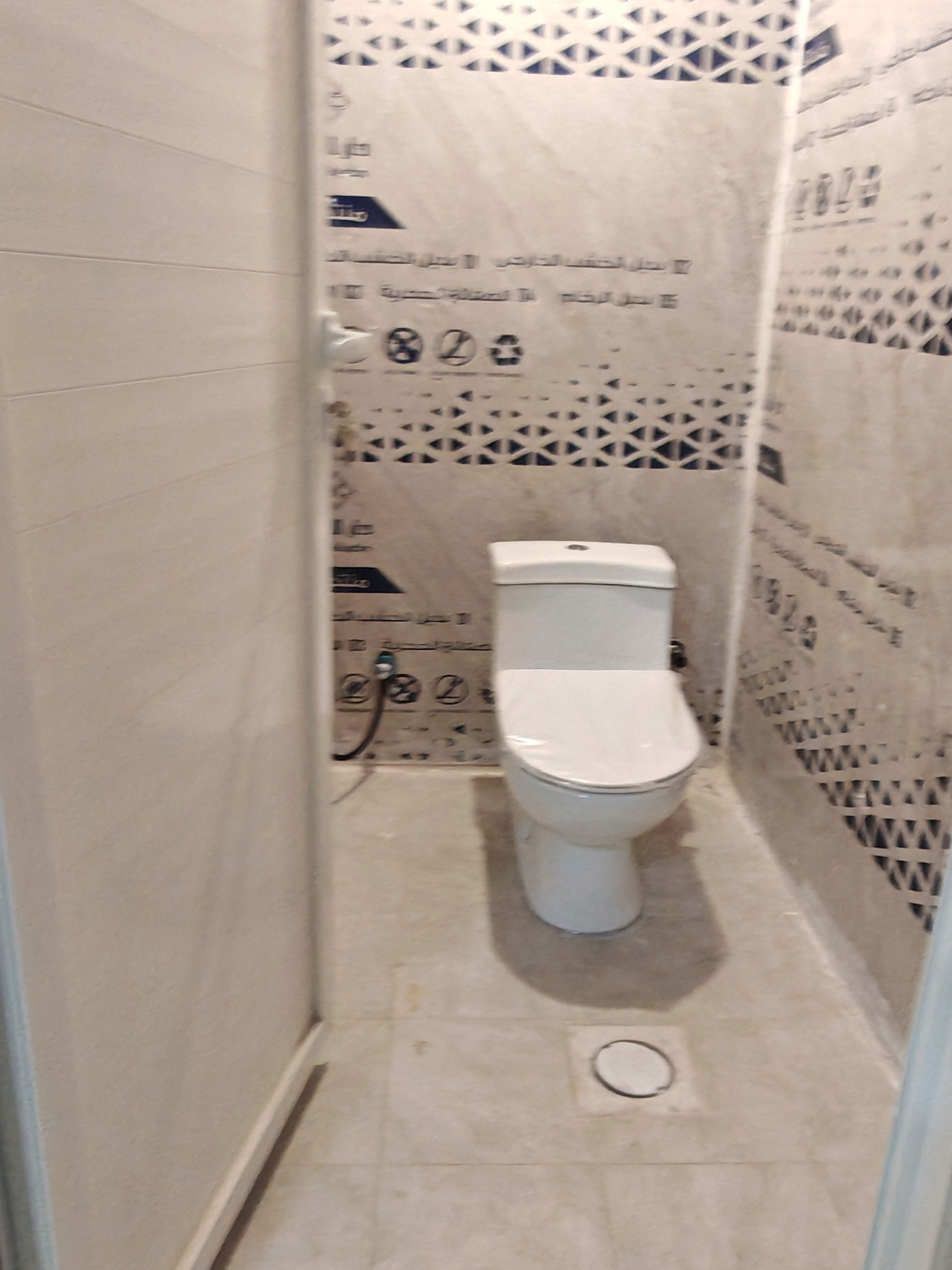 https://img.gathern.co/1024x0/1/5GHjecGoV9tbhha30aSCOpoO_8OfDLl9.jpg