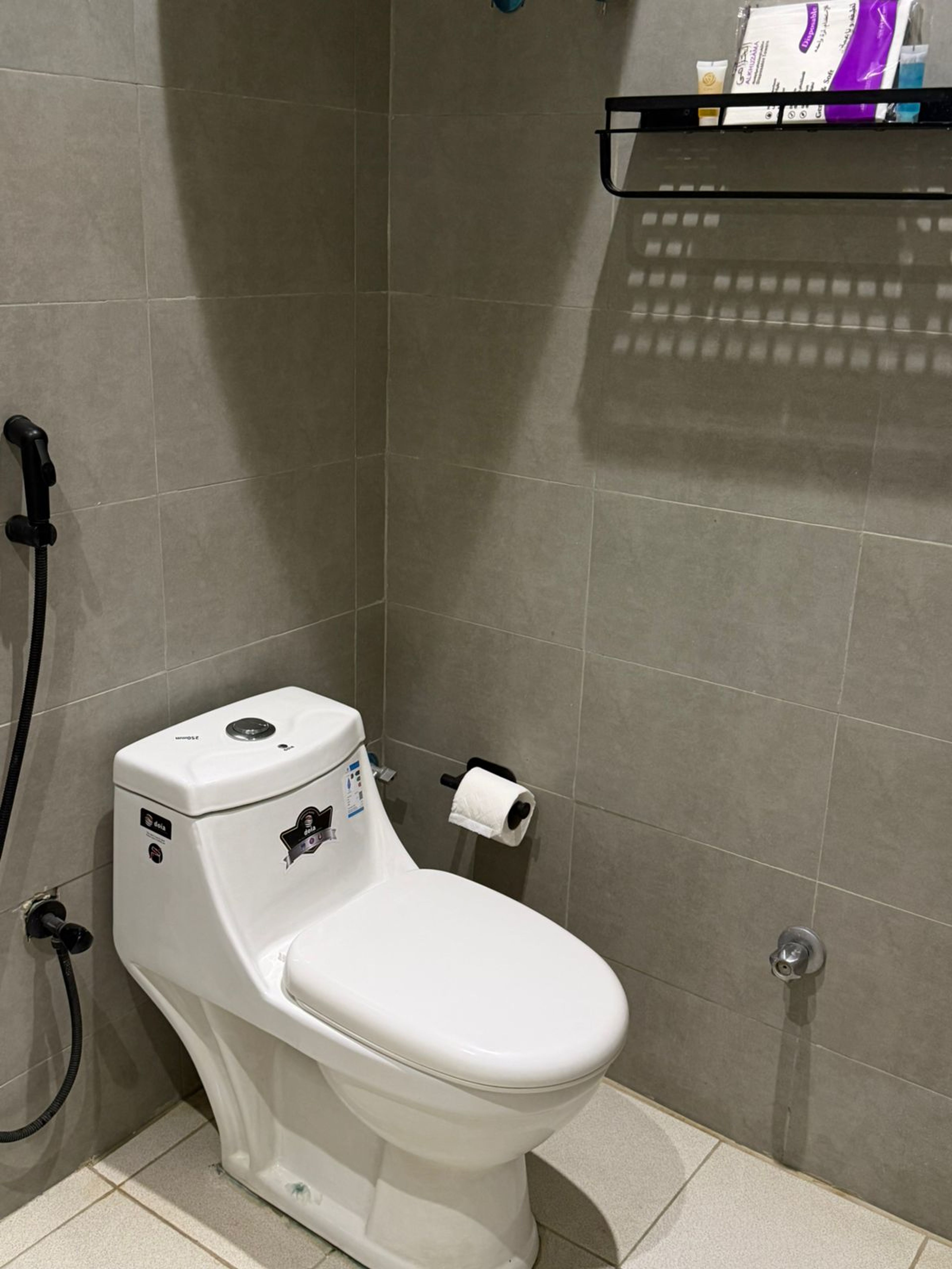 https://img.gathern.co/1400x0/1/5dyr1qW6zo0r6onzs5BgUwpBwSjur-Pv.jpeg