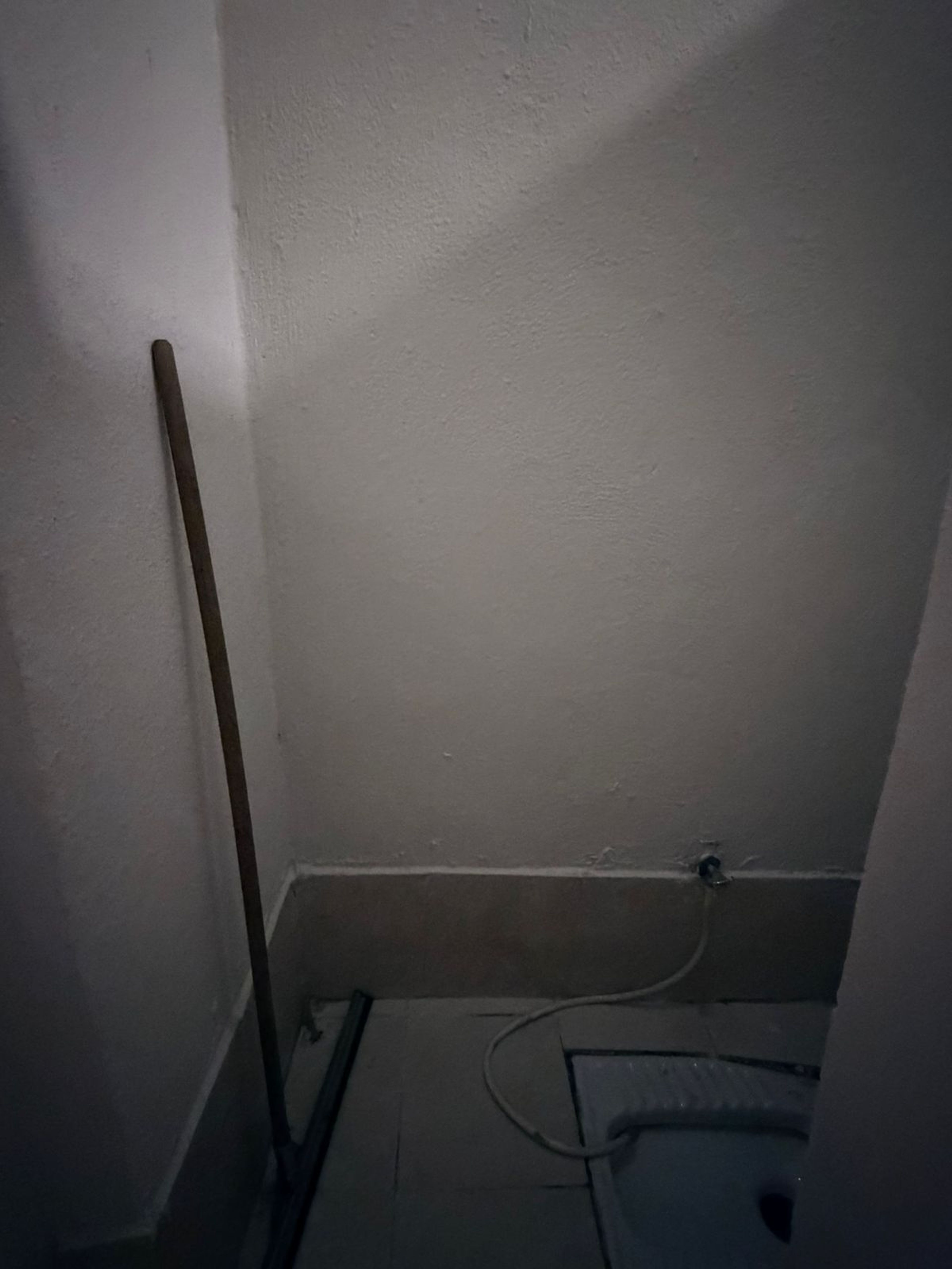 https://img.gathern.co/1024x0/1/69nlv4ye_E5Kptnm0ZwnypYY27trmf7-.jpeg