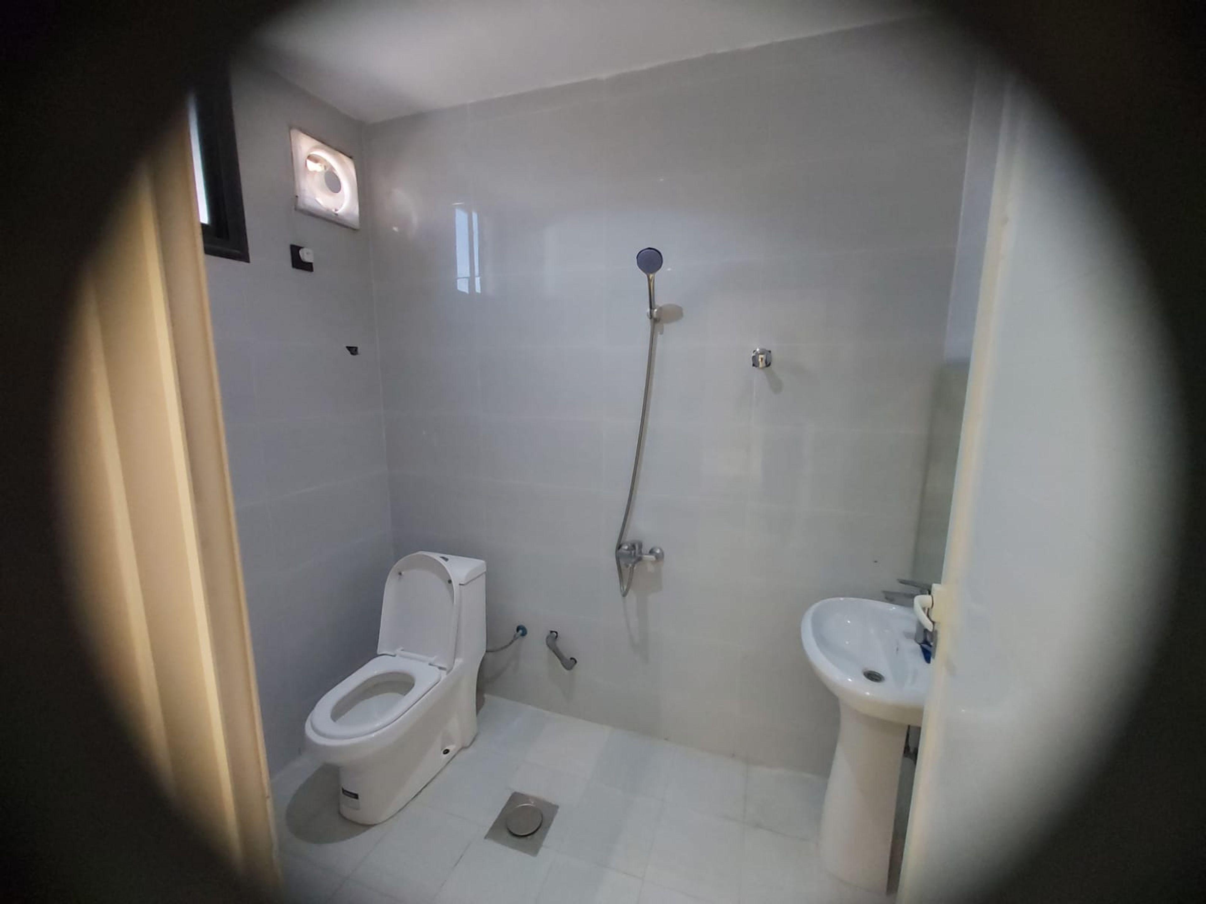 https://img.gathern.co/1400x0/1/6A2TOQ2XWr8ZyEuX05H6xqAPIJEZmq5e.jpeg