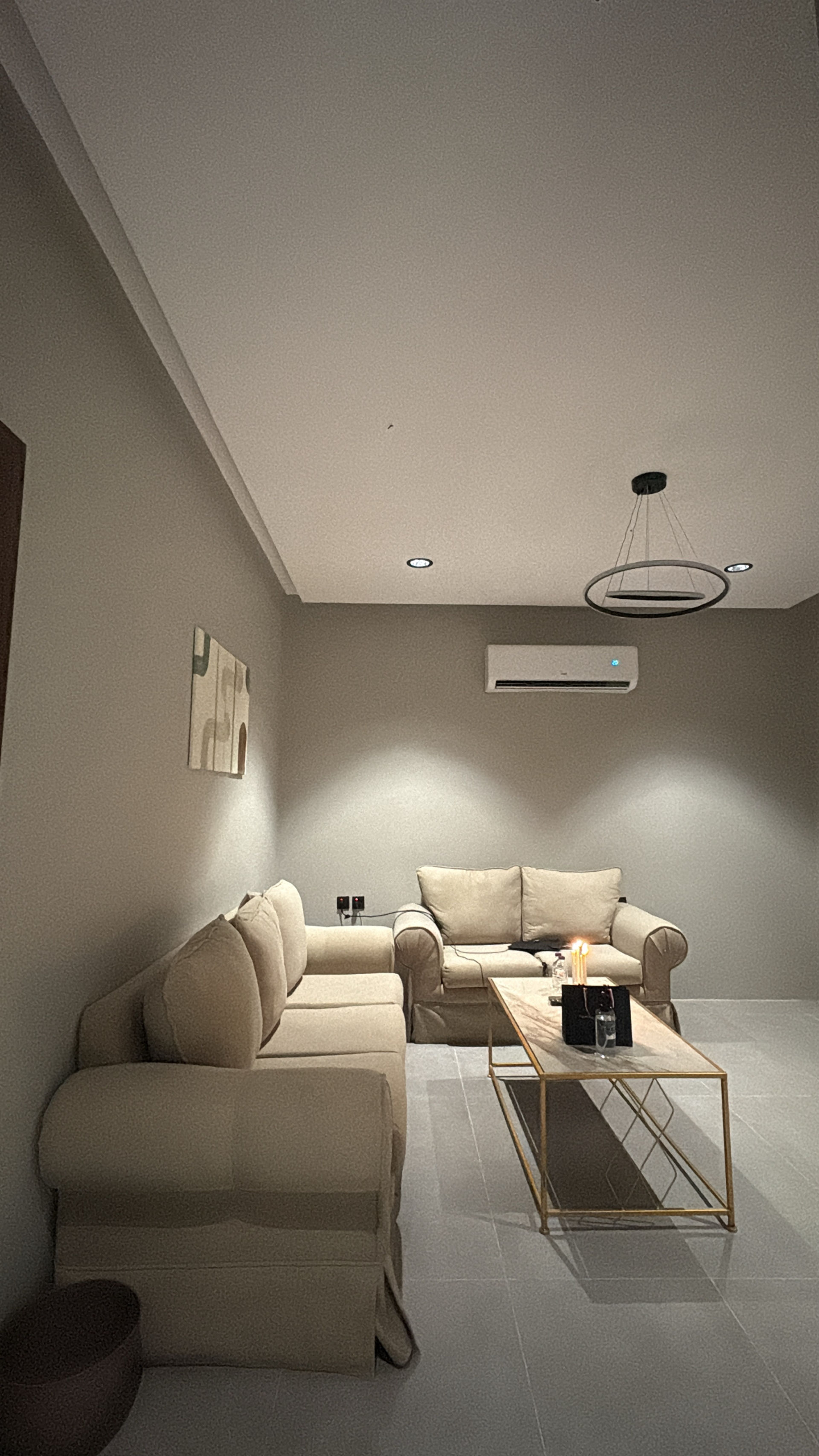 https://img.gathern.co/1024x0/1/6W3FiVQ54kwp73E2hfEaN6Ztr-mQqj5Z.jpg