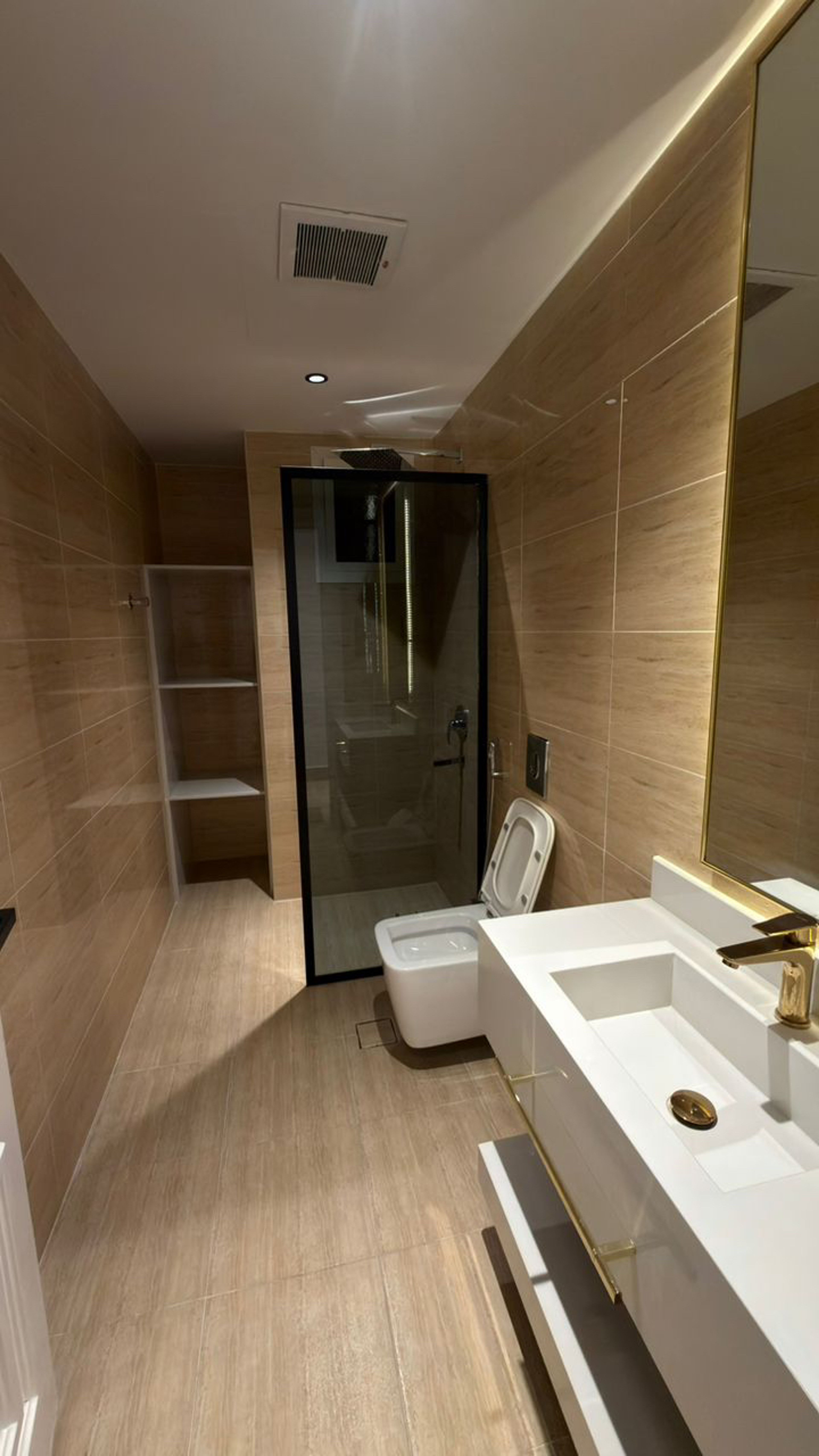 https://img.gathern.co/1400x0/1/6vlh6EMaBNp-7aZRWGvW21Cms5htDzDH.jpg