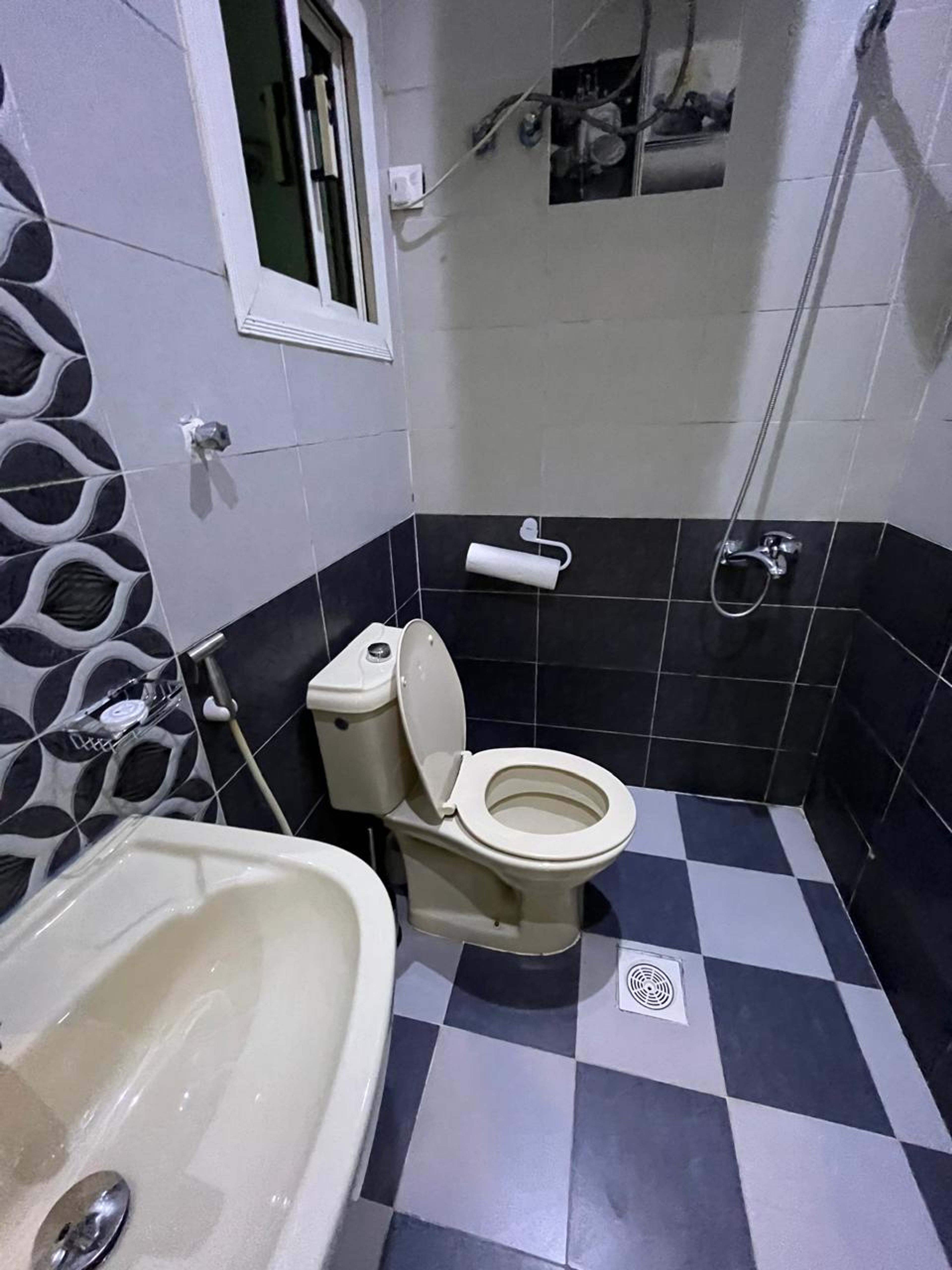 https://img.gathern.co/1400x0/1/6wlS_3eczAaizQ9dE4Y0x_S8XibrEAcd.jpeg