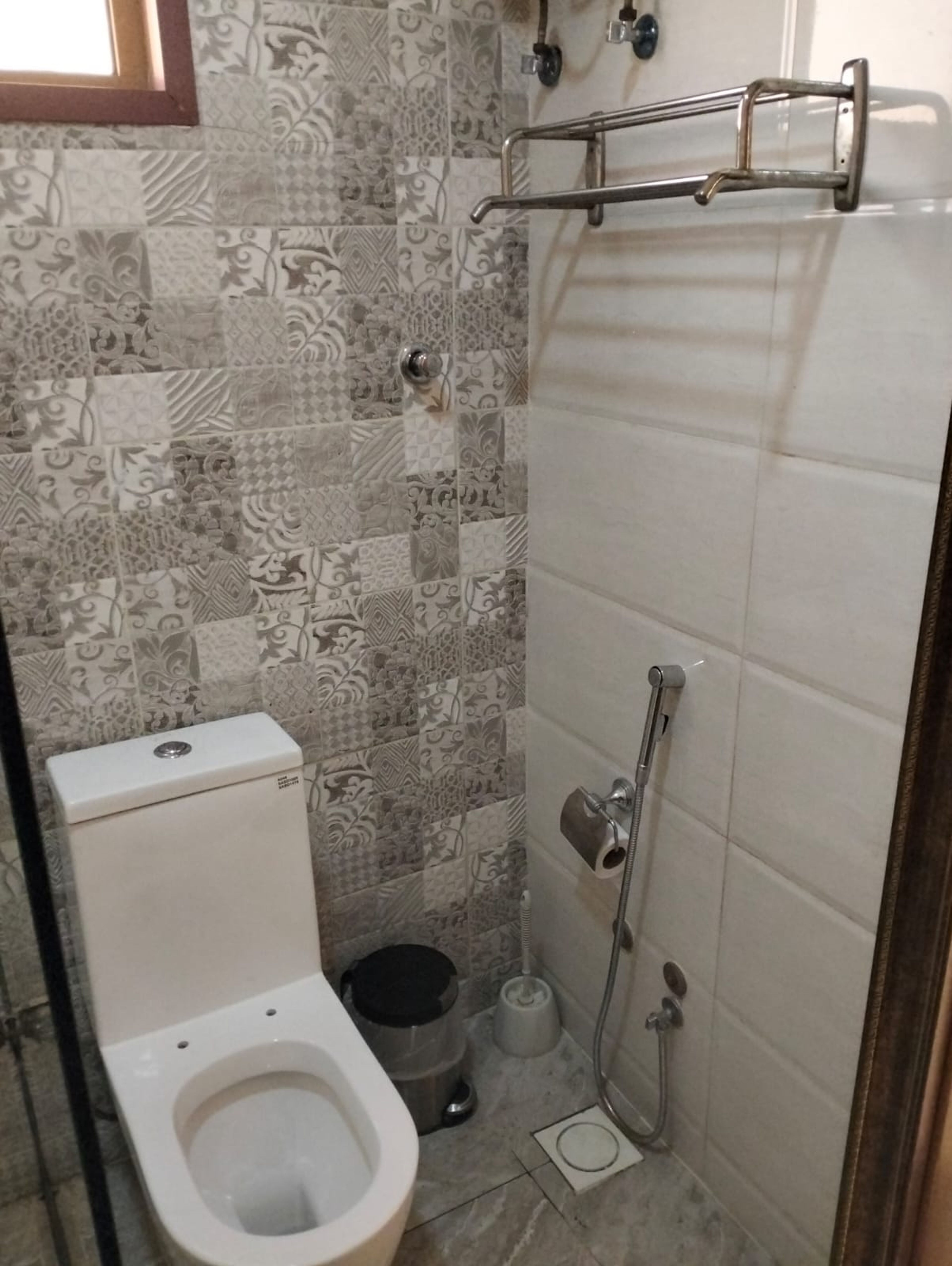 https://img.gathern.co/1400x0/1/8F3qIor08QBLaNXlJLXC4mm_qjgsS0uf.jpeg