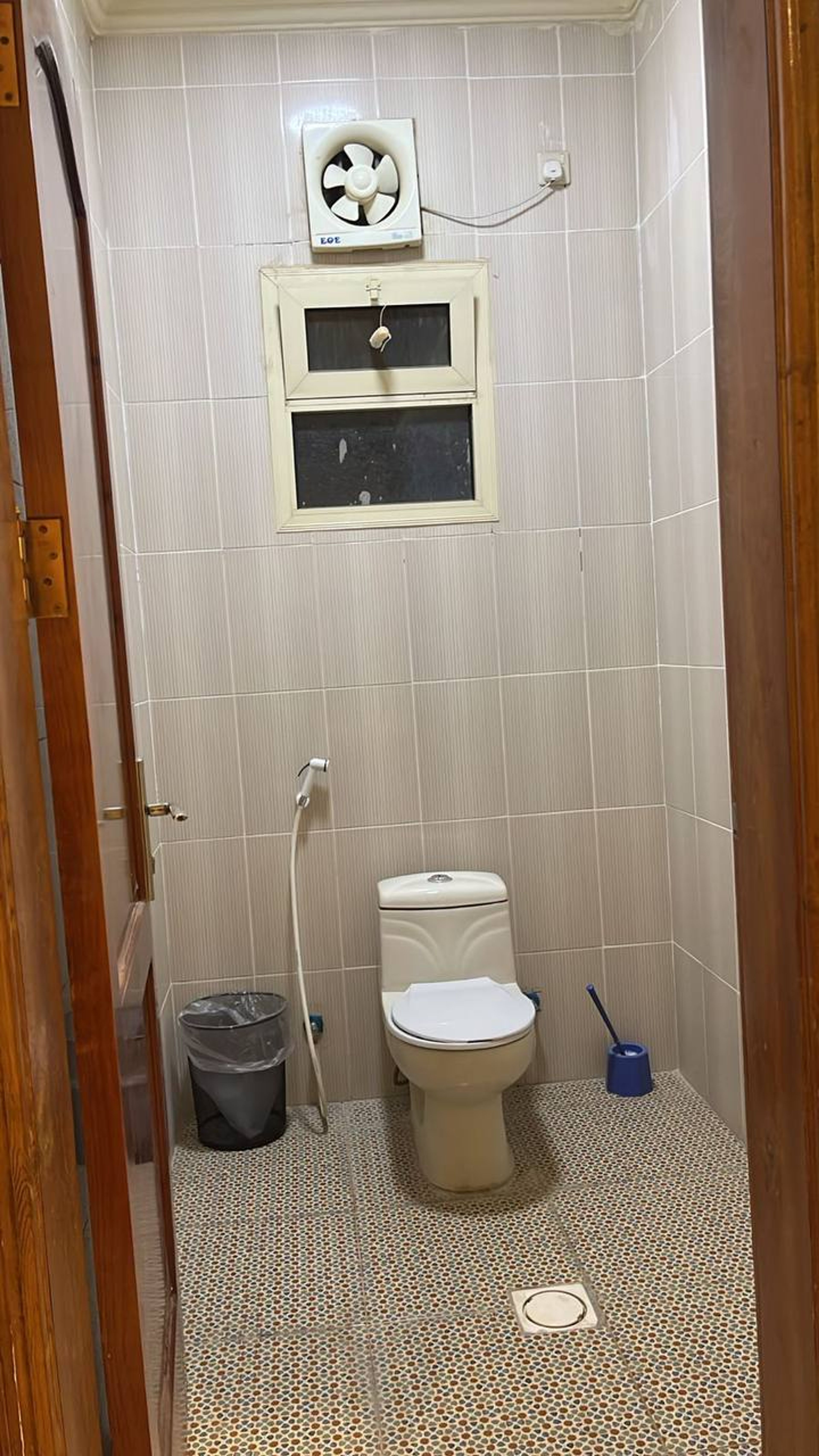 https://img.gathern.co/1400x0/1/8OG5yRXOMGRpHqX1QvRvAX-V98K4bsC2.jpg