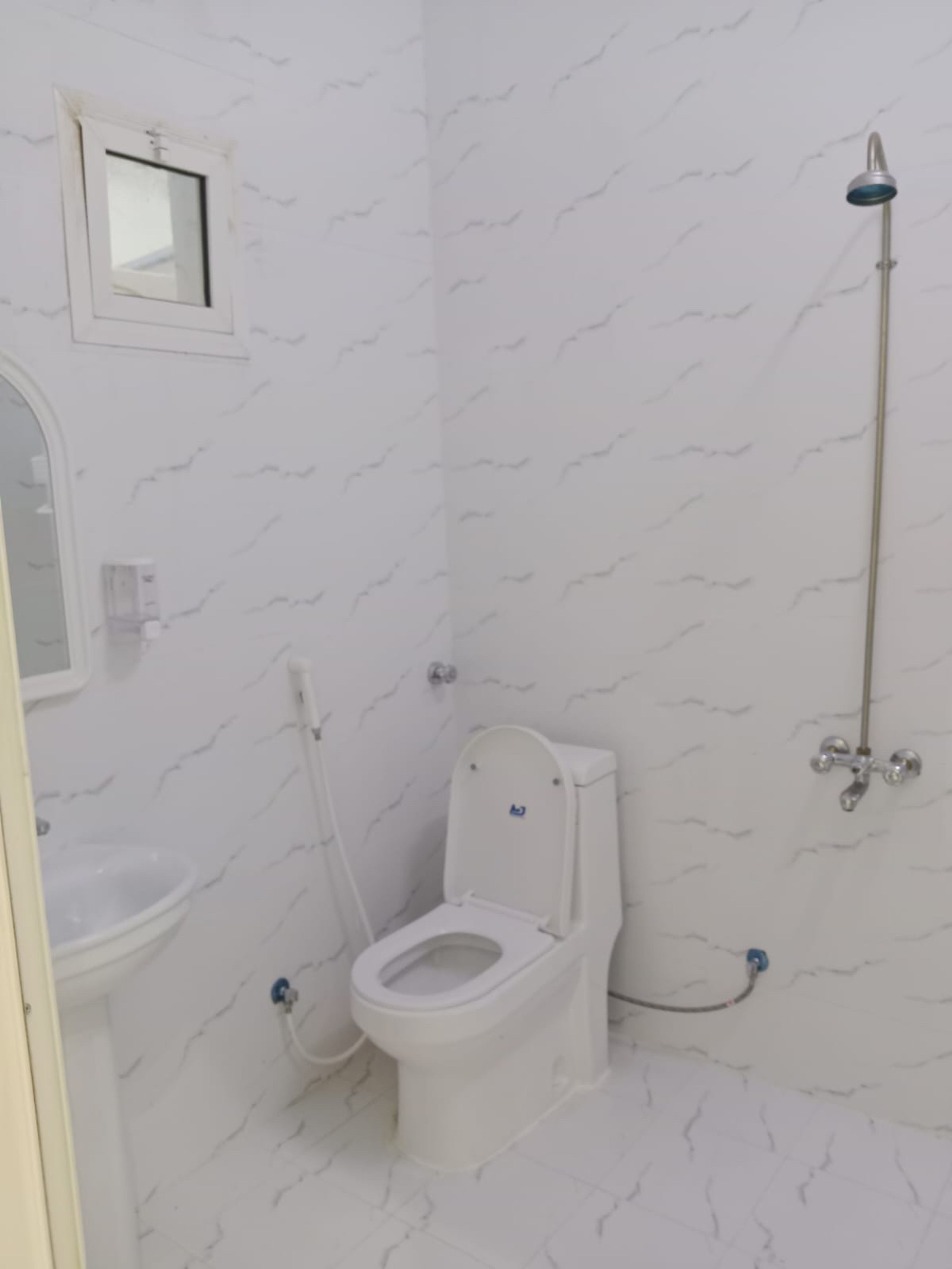 https://img.gathern.co/1400x0/1/8XpUAUMIFCP4hfO6DbFSYtPDYNxrrUo4.jpg