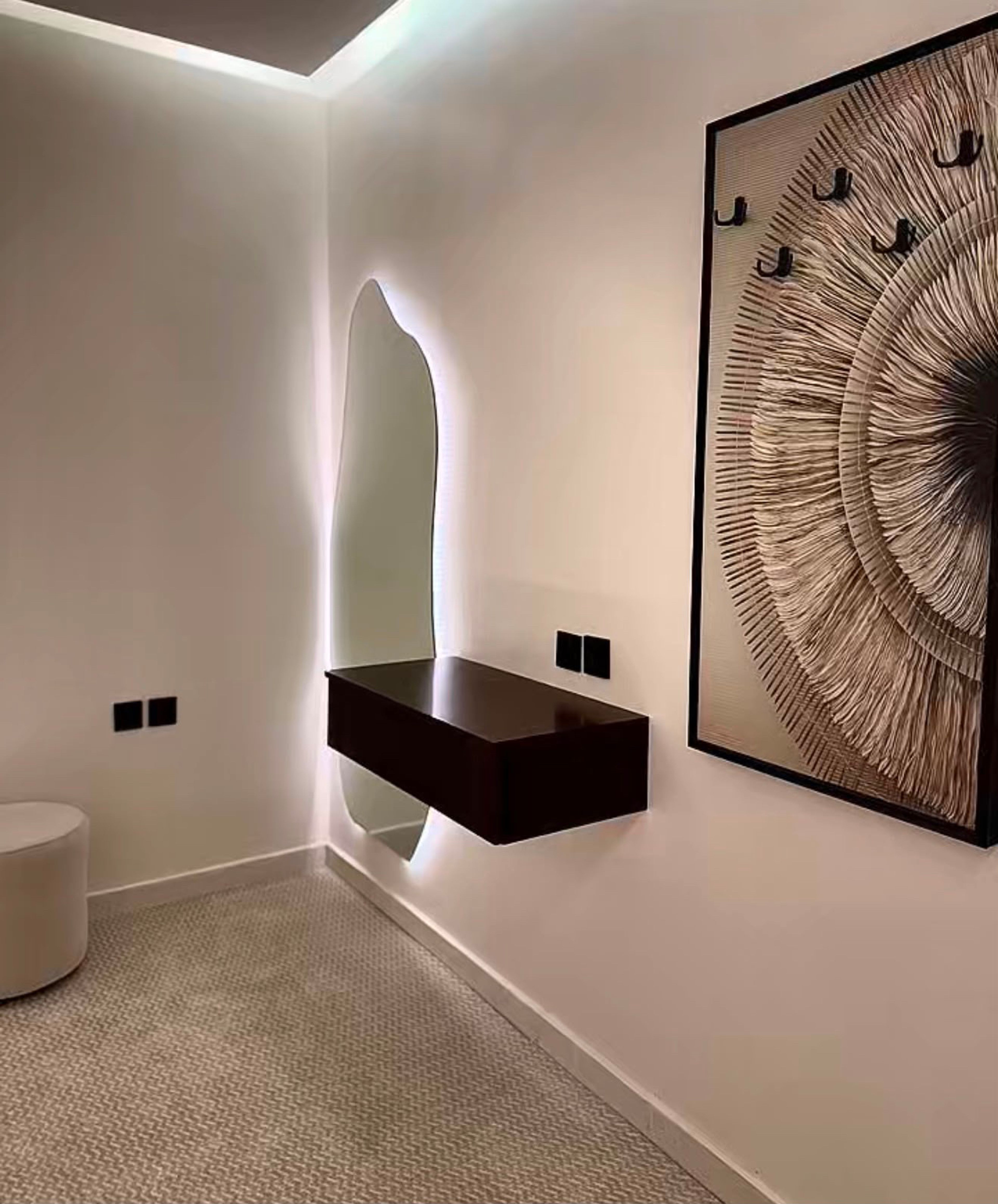 https://img.gathern.co/1024x0/1/8YF9CiPjOHB8NhXyut1oUrzMG6lEGbeG.jpg