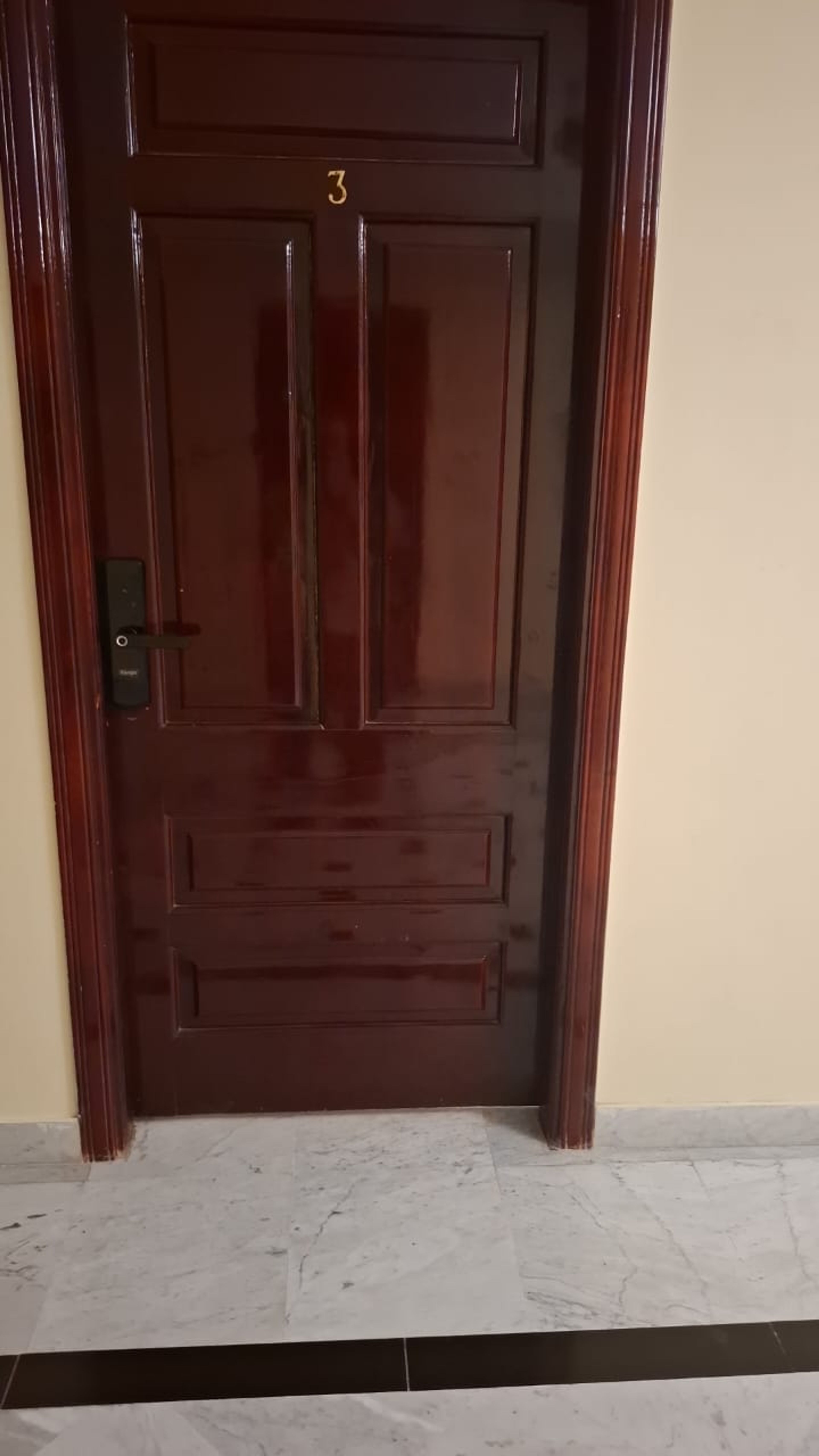 https://img.gathern.co/1400x0/1/9pIcCX1mYdlcmHpYBW9qGyCVvgKHEyQz.jpg