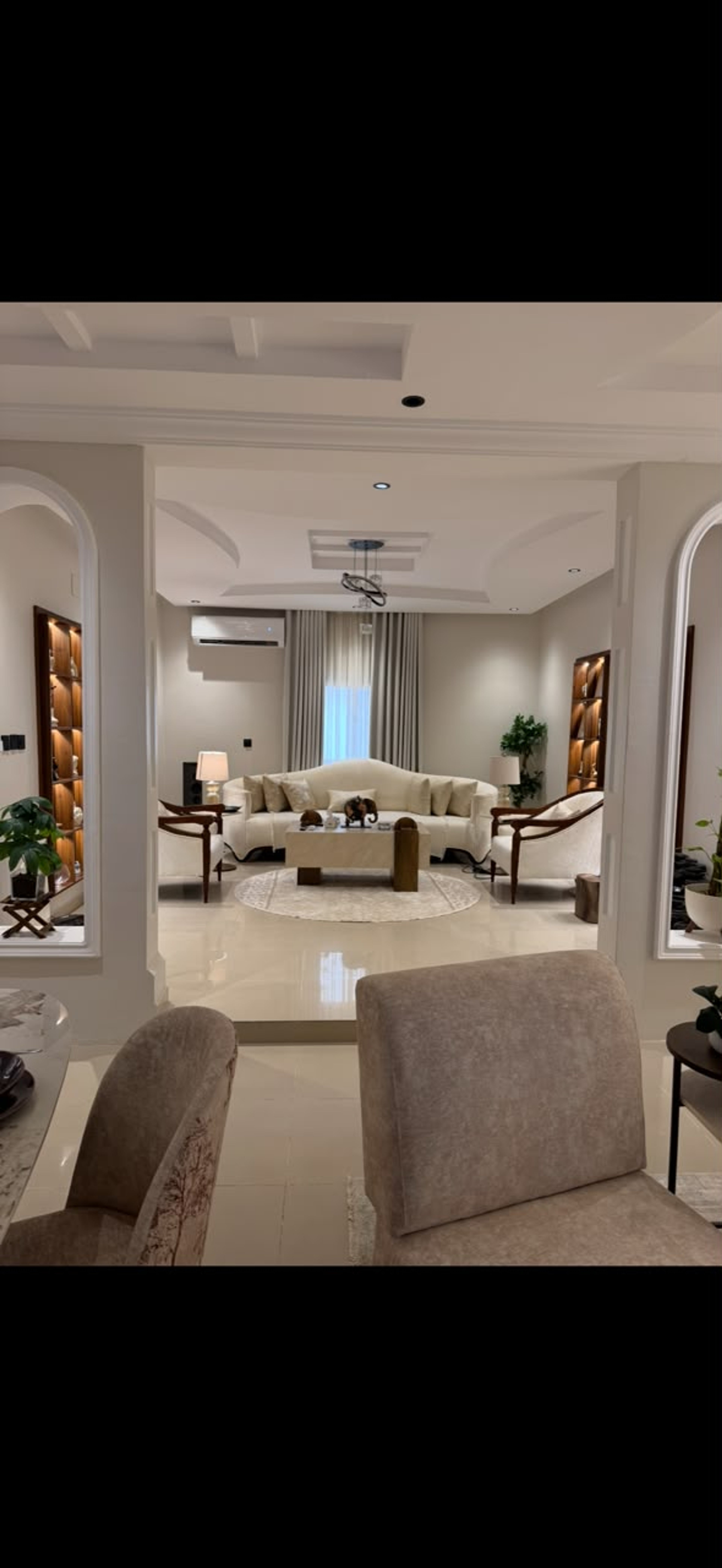 https://img.gathern.co/1024x0/1/A9ExhI1Y_H36mwwPjTxyujg0-5MGG4CB.jpeg